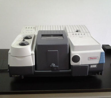 FTIR（傅里叶红外光谱）